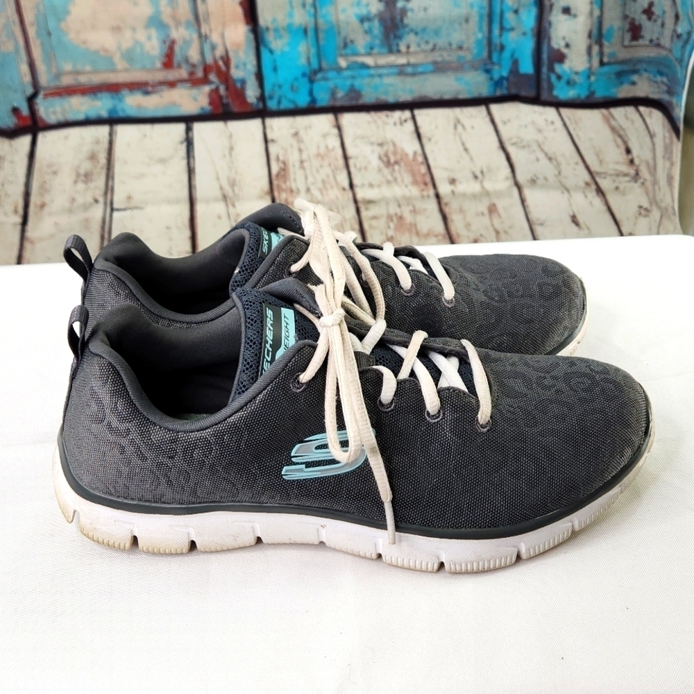 Skechers Lightweight Faded Cheetah Print‎ Sneakers - Picture 2 of 6